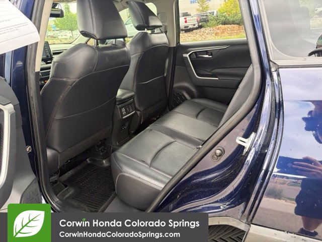 Used 2019 Toyota RAV4 XLE Premium w/ Cold Weather Package AWD/4WD image 17