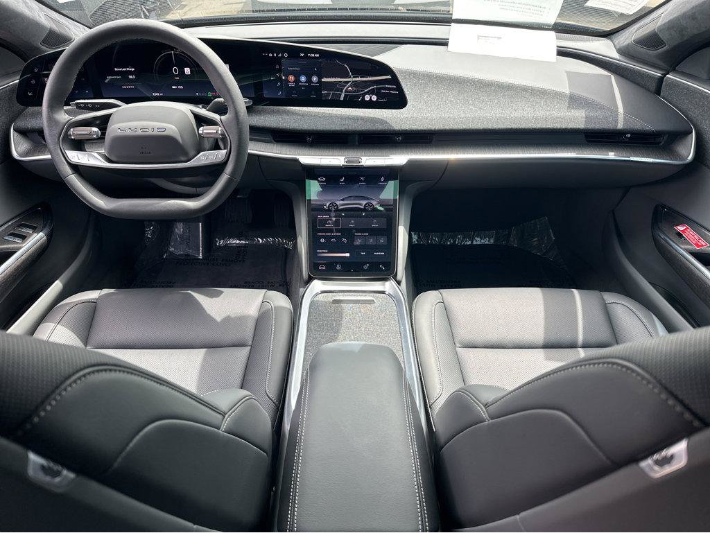 Used 2024 Lucid Air Pure RWD image 4