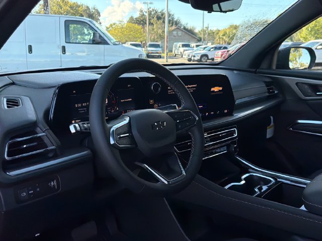 New 2027 Chevrolet Traverse LT w/ Midnight/Sport Edition FWD image 26