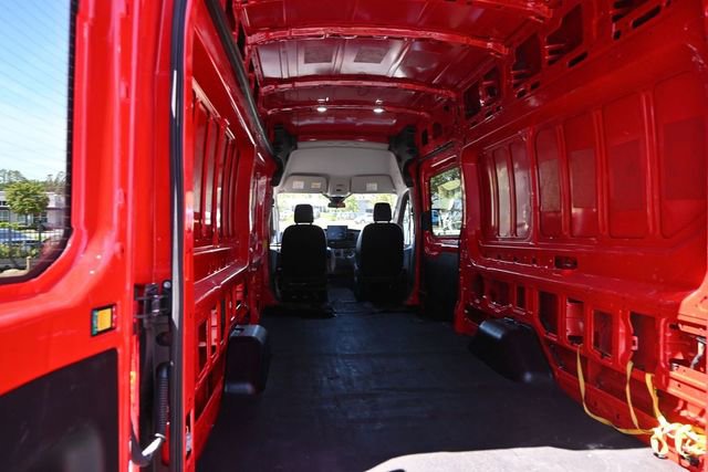 Used 2024 Ford E-Transit 148 High Roof Extended RWD image 18