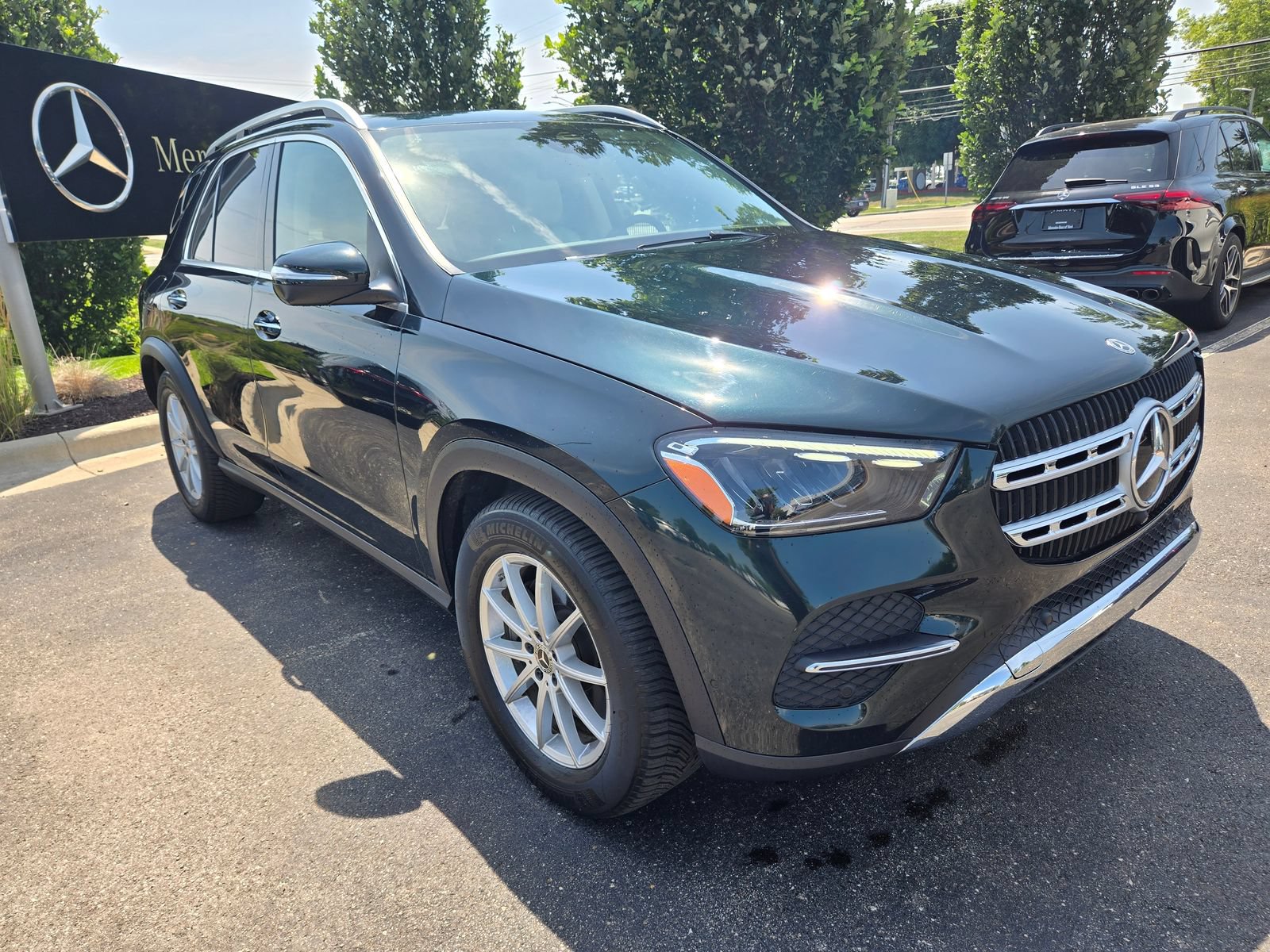 Used 2024 Mercedes-Benz GLE 450 4MATIC image 6