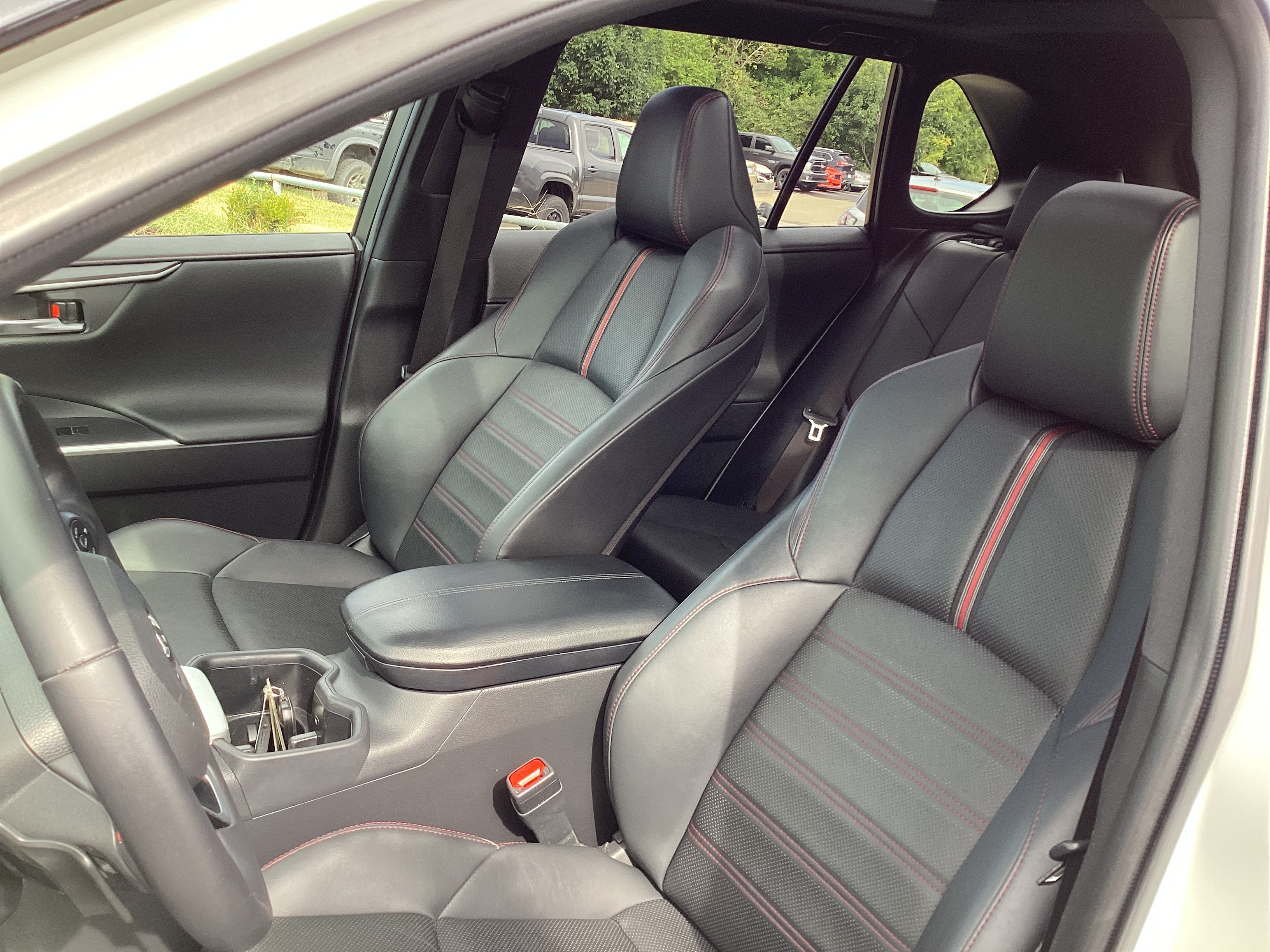 Certified 2022 Toyota RAV4 XSE w/ Premium Package AWD/4WD image 10