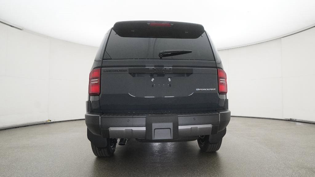 Used 2026 Toyota Land Cruiser image 17
