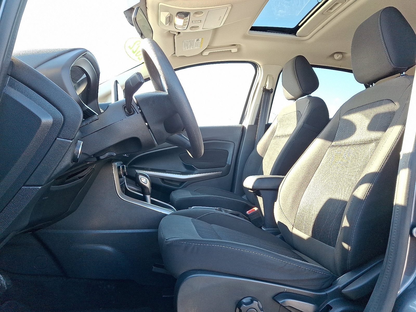 Certified 2022 Ford EcoSport SE w/ SE Convenience Package AWD/4WD image 12