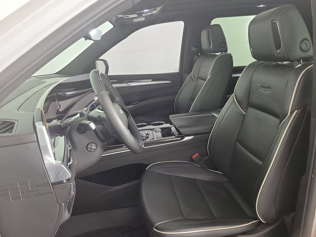 Used 2025 Cadillac Escalade Premium Luxury w/ LPO, Floor Liner Package image 17