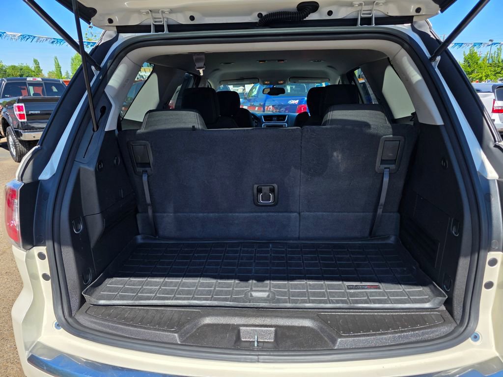 Used 2015 GMC Acadia SLE FWD image 24