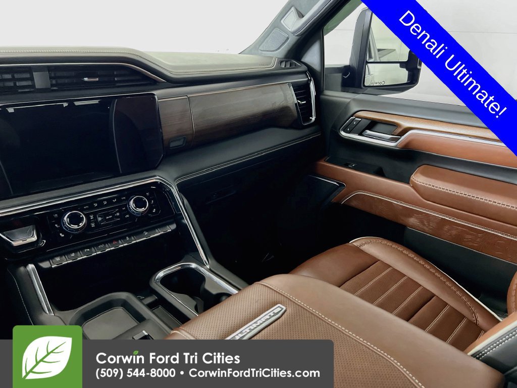Used 2025 GMC Sierra 2500 Denali Ultimate AWD/4WD image 28