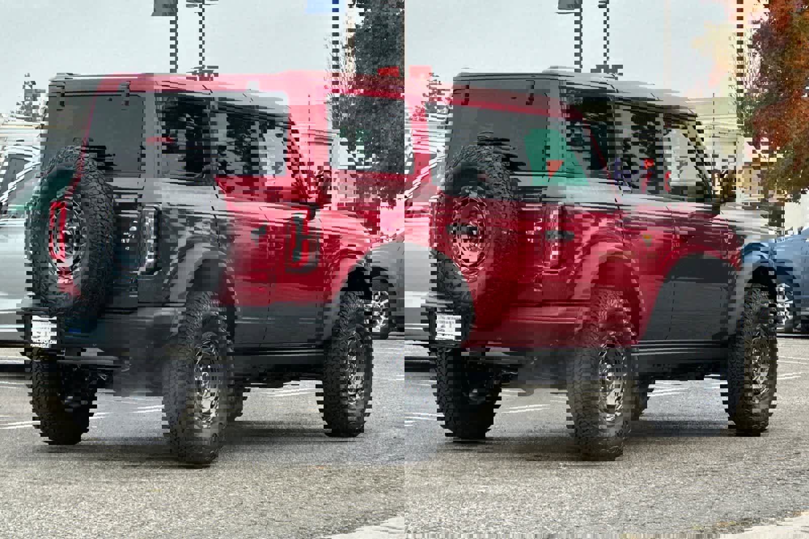 New 2025 Ford Bronco Badlands image 2