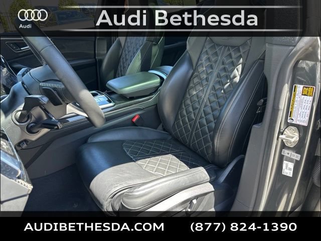 Used 2023 Audi SQ8 Prestige w/ Prestige Package AWD/4WD image 29