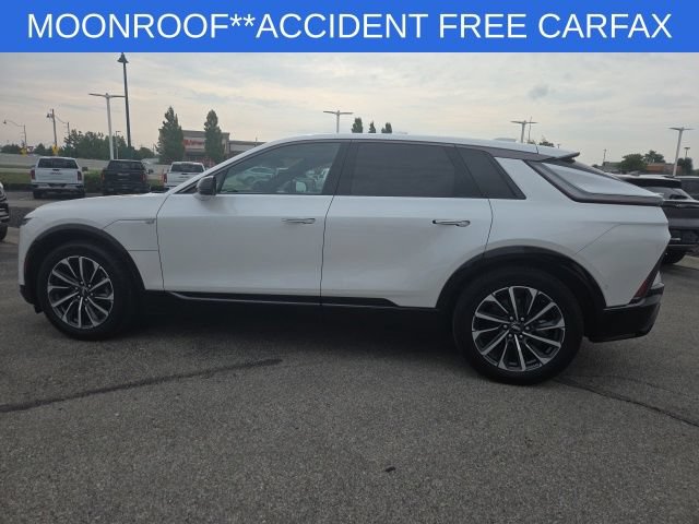 Used 2024 Cadillac Lyriq Sport RWD image 13