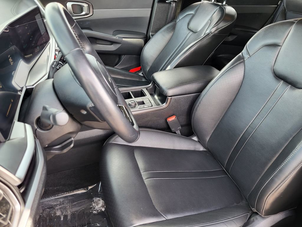 Used 2024 Kia Sorento S AWD/4WD image 4
