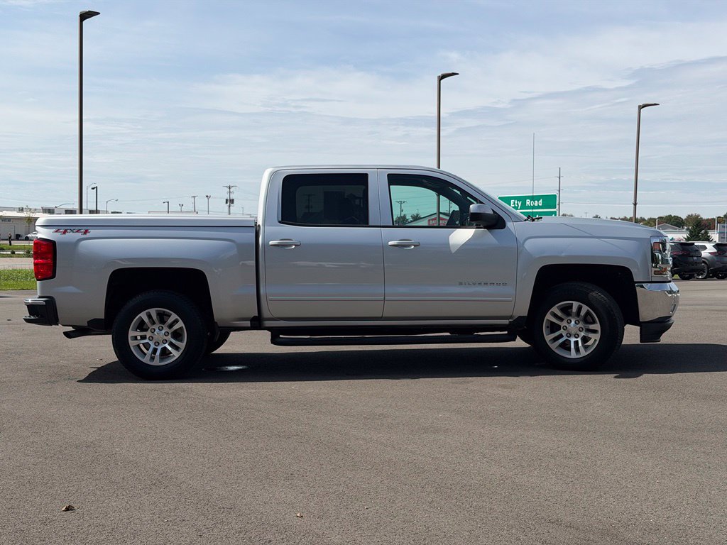Used 2017 Chevrolet Silverado 1500 LT w/ All Star Edition AWD/4WD image 6