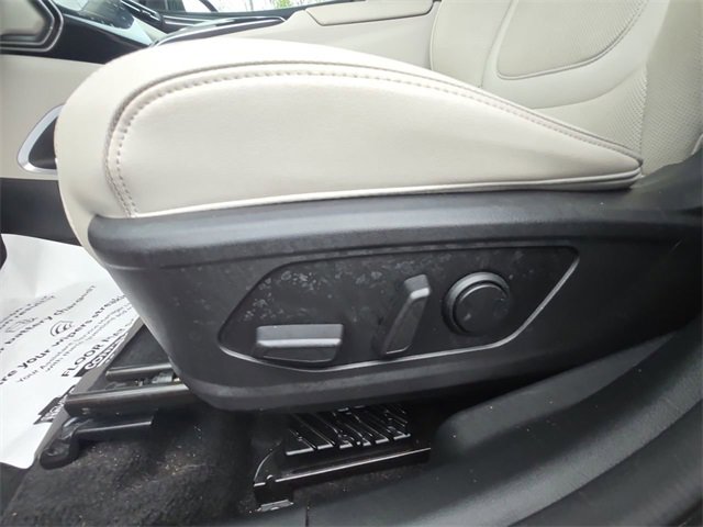 Certified 2022 Hyundai Tucson Limited image 12