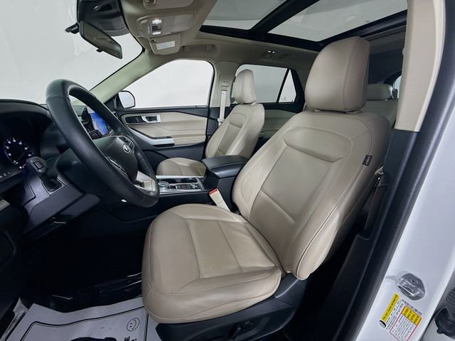 Used 2022 Ford Explorer XLT w/ Equipment Group 202A image 20