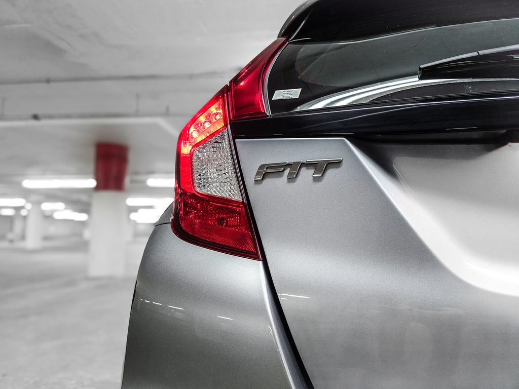 Used 2020 Honda Fit LX image 8