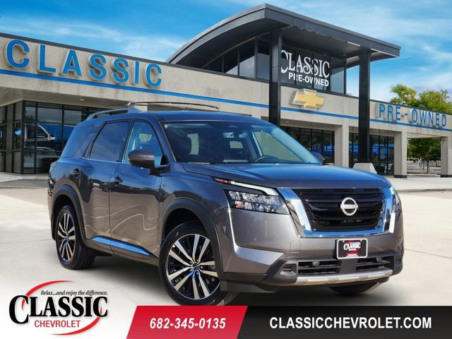 Used 2025 Nissan Pathfinder Platinum w/ Cargo Package