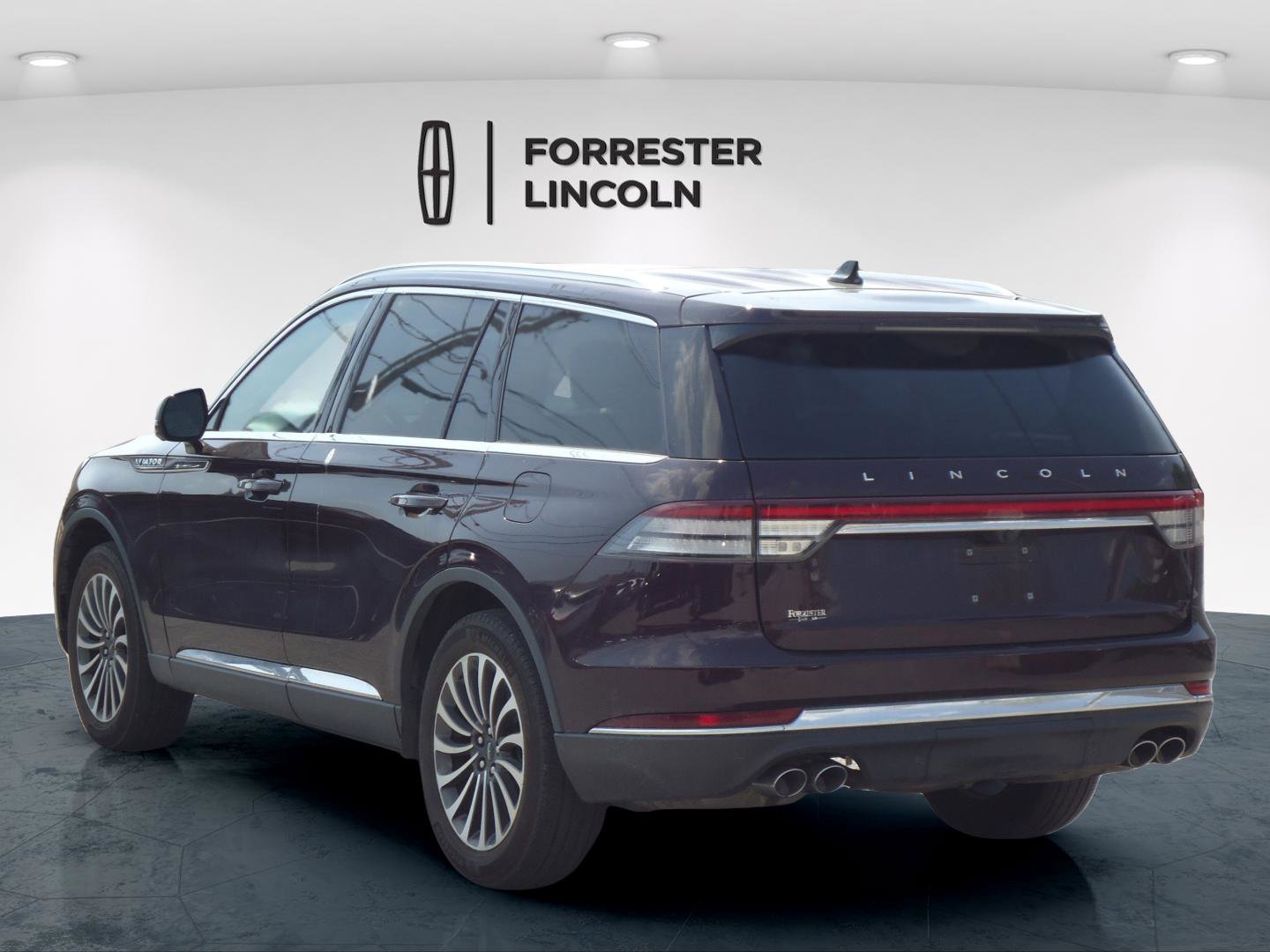 Certified 2023 Lincoln Aviator Reserve w/ Elements Package Plus AWD/4WD image 5