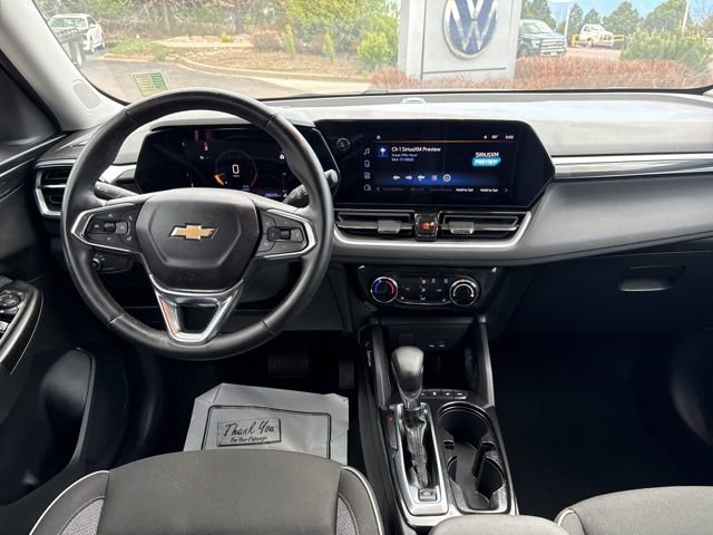 Used 2024 Chevrolet TrailBlazer LT w/ LT Cold Weather Package AWD/4WD image 16