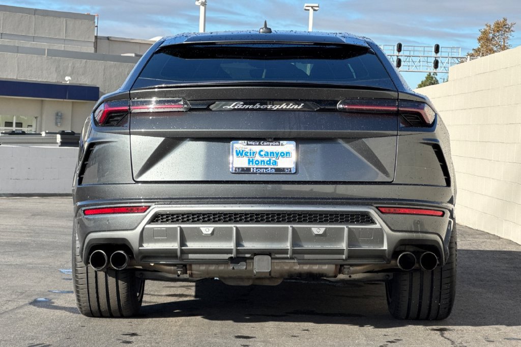 Used 2019 Lamborghini Urus AWD/4WD image 11