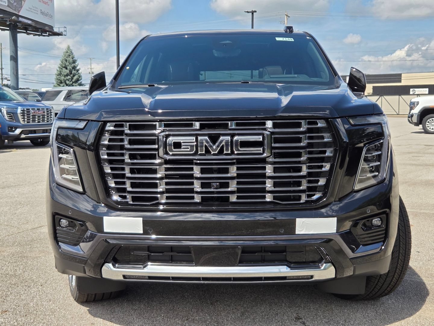 New 2026 GMC Yukon XL Denali Ultimate w/ LPO, Floor Liner Package AWD/4WD image 14