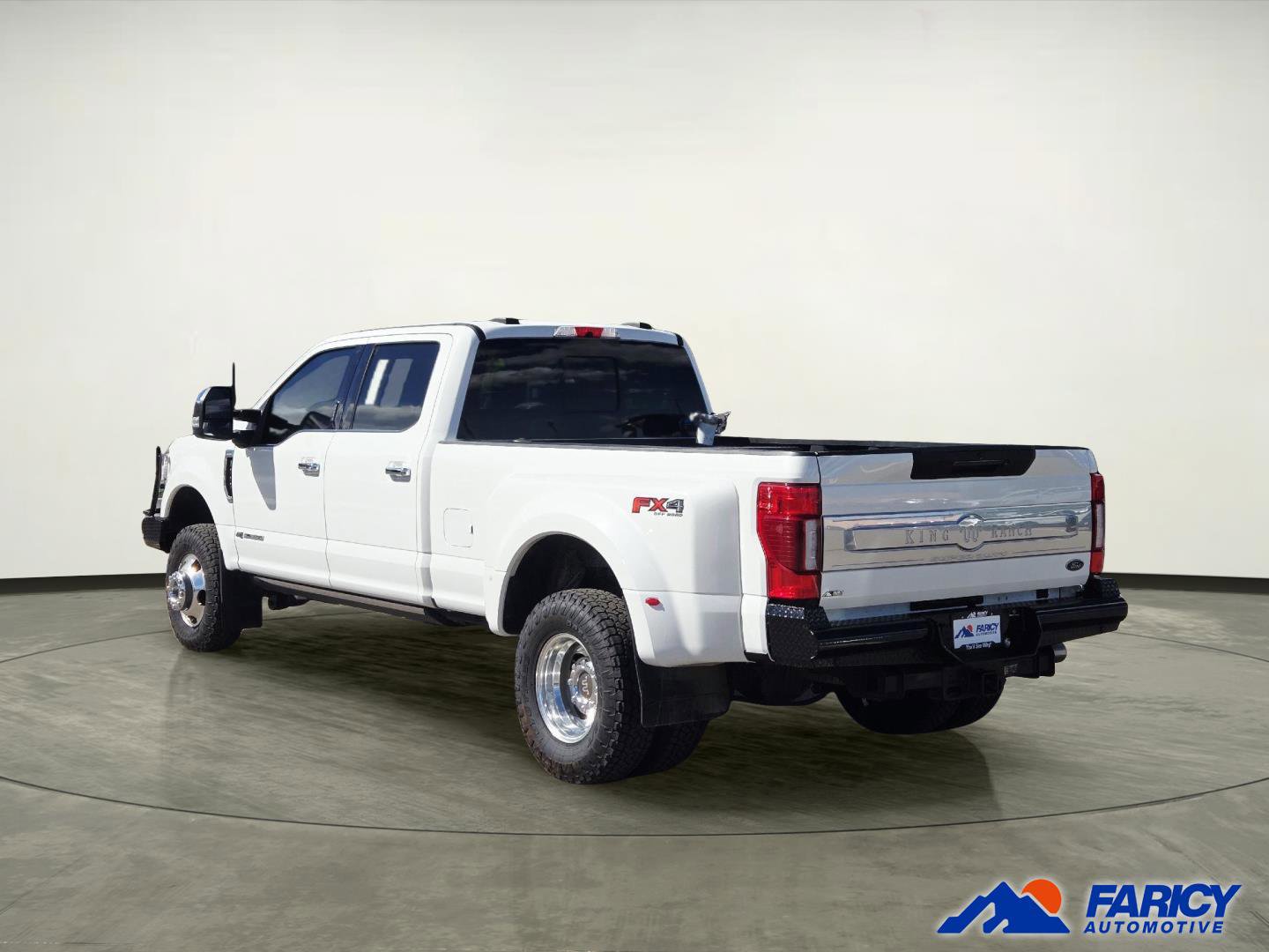 Used 2022 Ford F350 King Ranch w/ King Ranch Ultimate Package AWD/4WD image 3