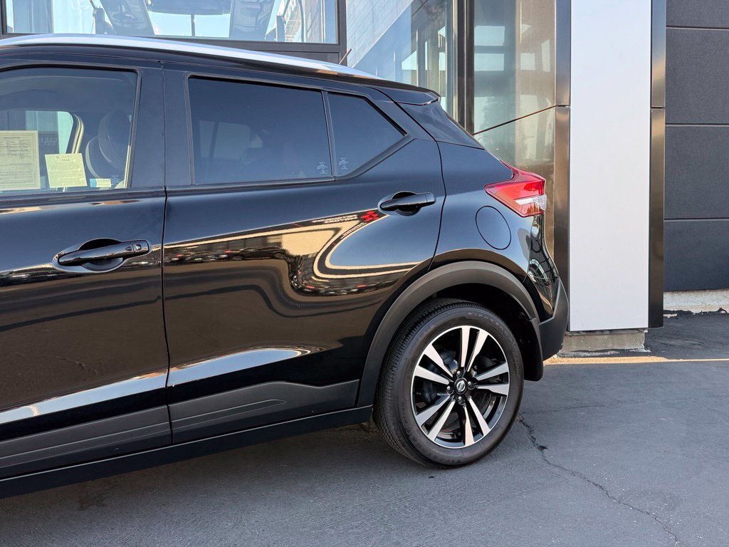 Used 2020 Nissan Kicks SV FWD image 5