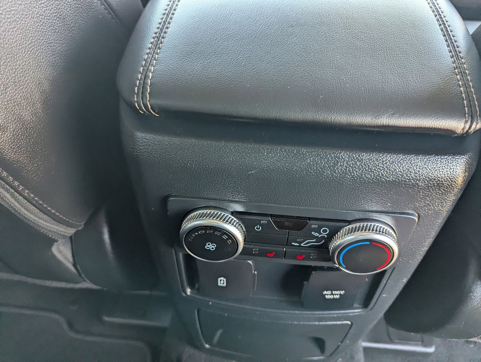 Used 2022 Ford Explorer Limited w/ Equipment Group 301A image 15
