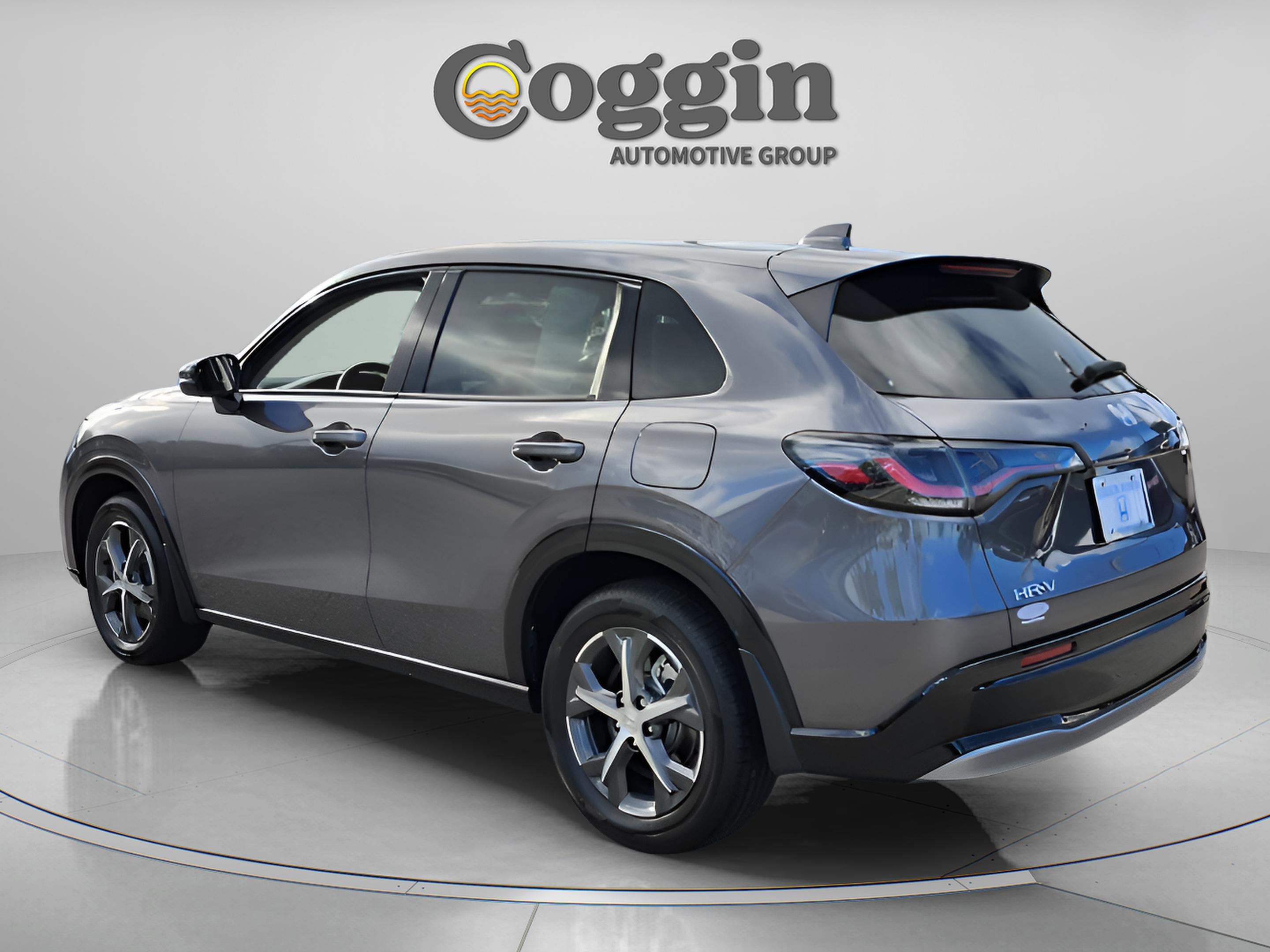 Certified 2025 Honda HR-V EX-L image 3