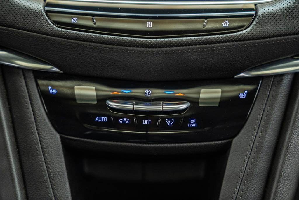 Used 2021 Cadillac XT5 Premium Luxury FWD image 26