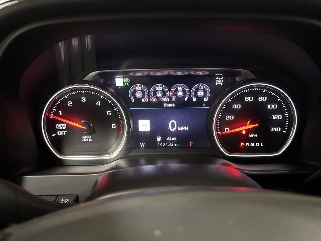 Used 2019 Chevrolet Silverado 1500 High Country w/ Technology Package AWD/4WD image 12