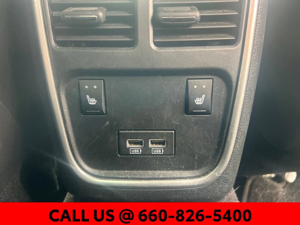 Used 2017 Dodge Charger R/T w/ Plus Group RWD image 8