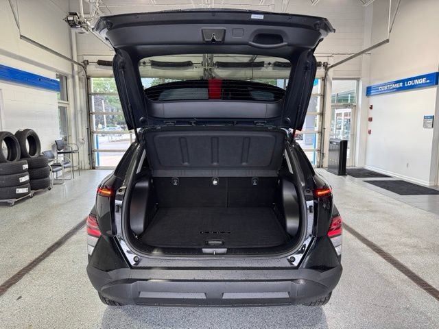 Used 2025 Hyundai Kona SEL AWD/4WD image 10