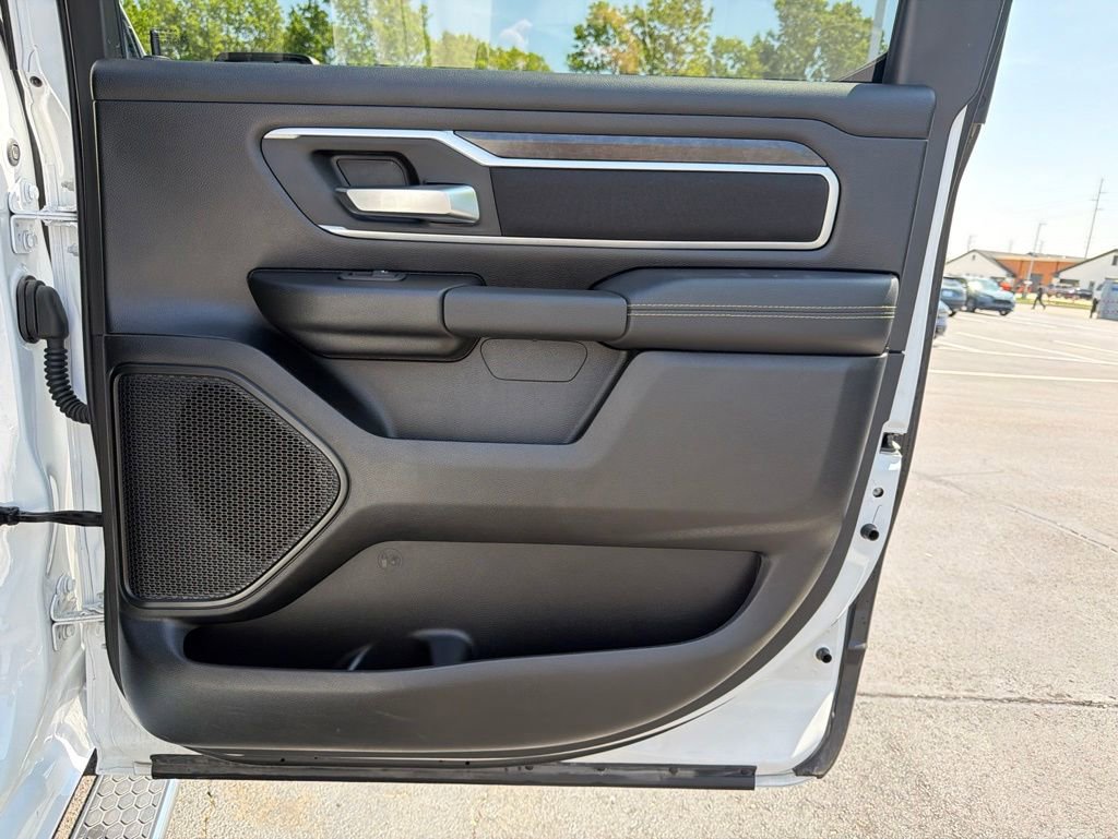 Used 2023 RAM 1500 Big Horn AWD/4WD image 23