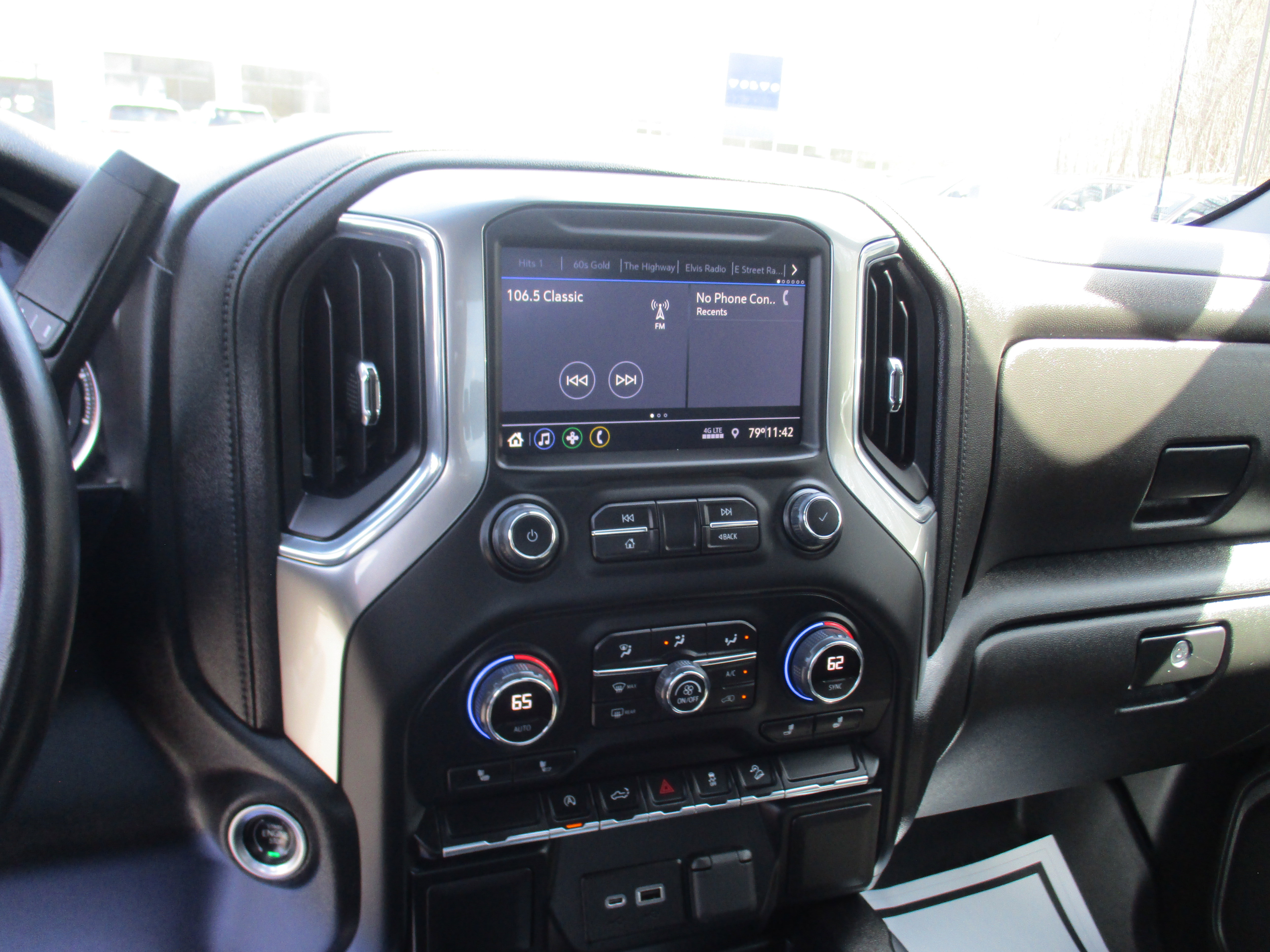 Certified 2022 Chevrolet Silverado 1500 RST w/ Z71 Off-Road Package image 16