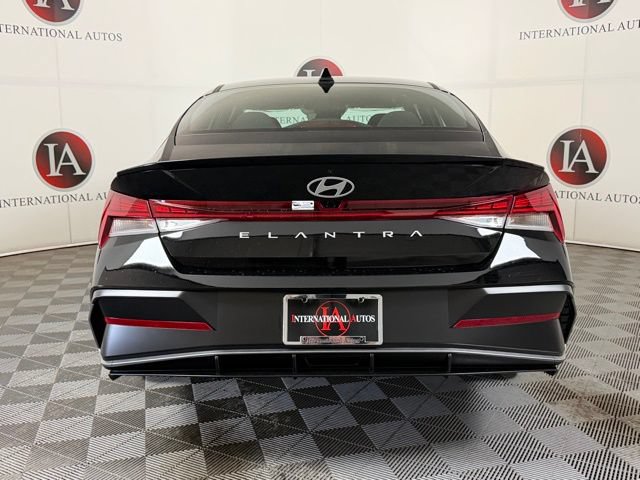 New 2026 Hyundai Elantra SEL Sport Premium FWD image 7