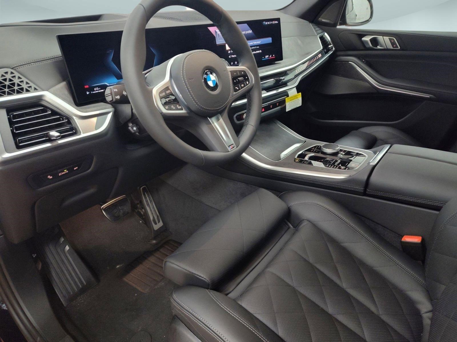 Used 2026 BMW X5 xDrive40i w/ M Sport Package image 4