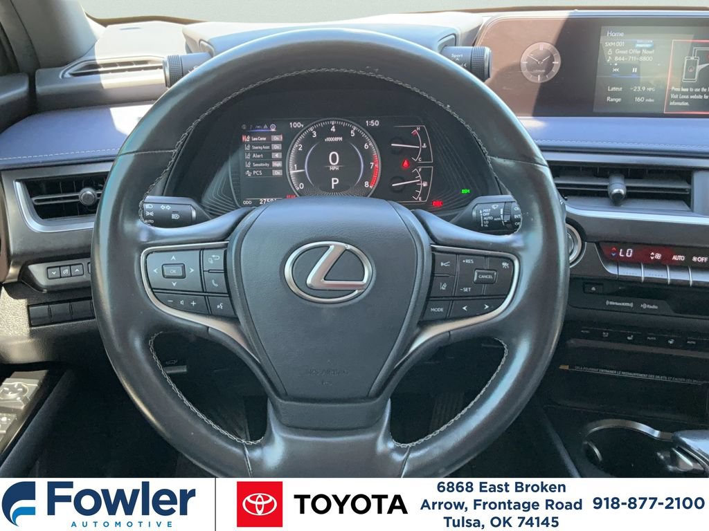 Used 2022 Lexus UX 200 w/ Premium Package FWD image 11