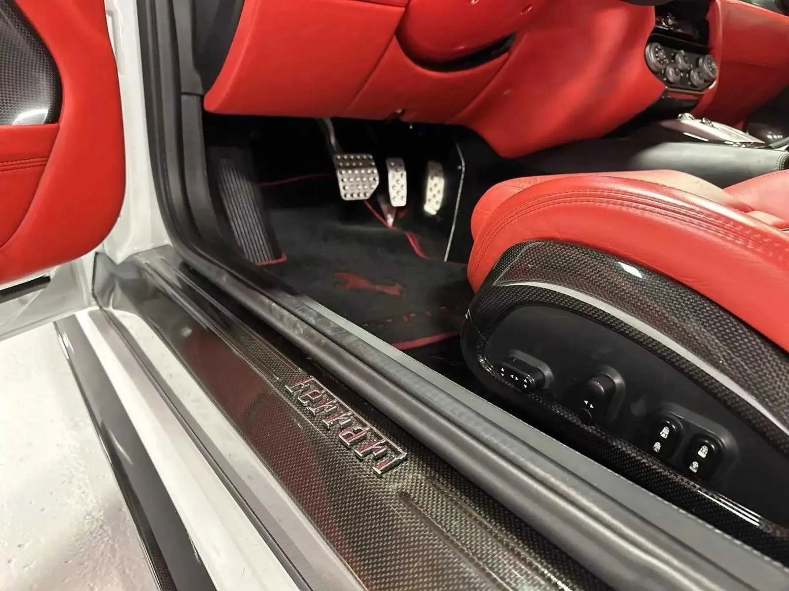 Used 2009 Ferrari 599 GTB Fiorano image 16