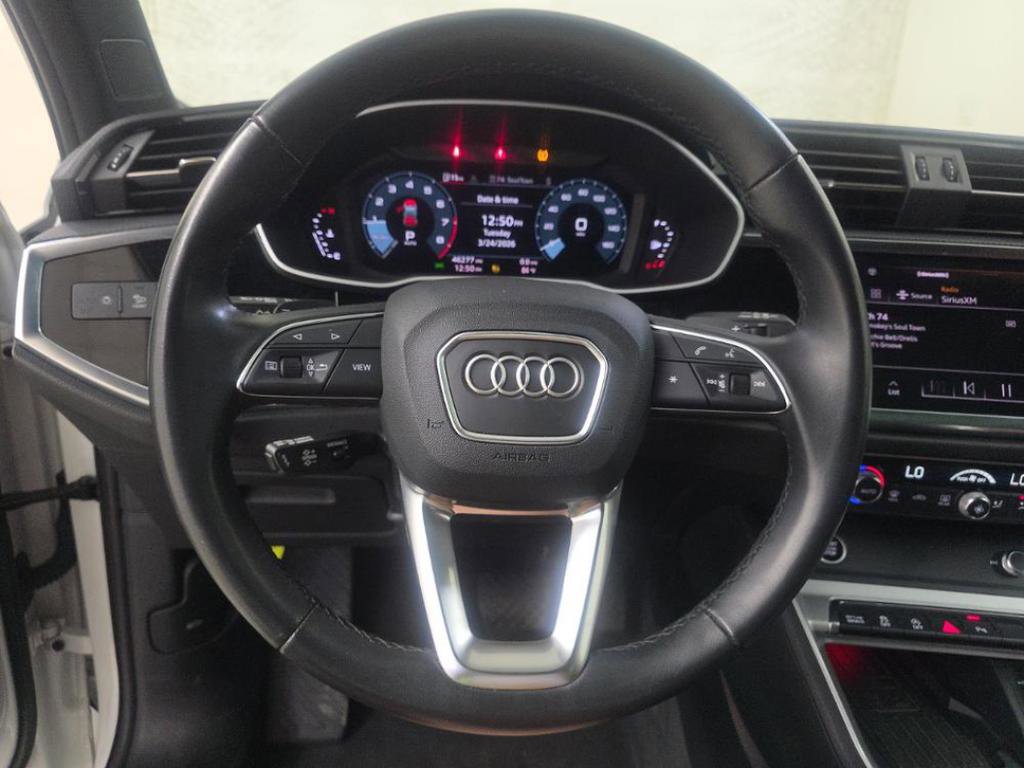 Used 2024 Audi Q3 2.0T Premium Plus AWD/4WD image 6