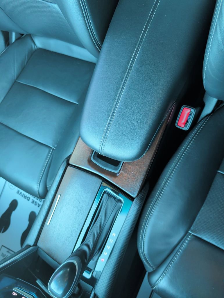 Used 2019 Cadillac XTS image 17