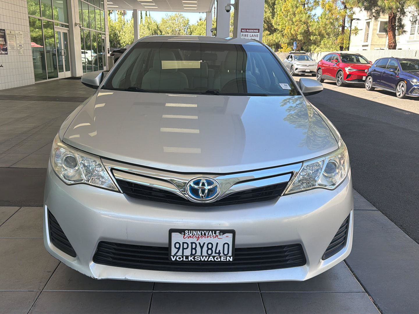 Used 2012 Toyota Camry LE FWD image 8
