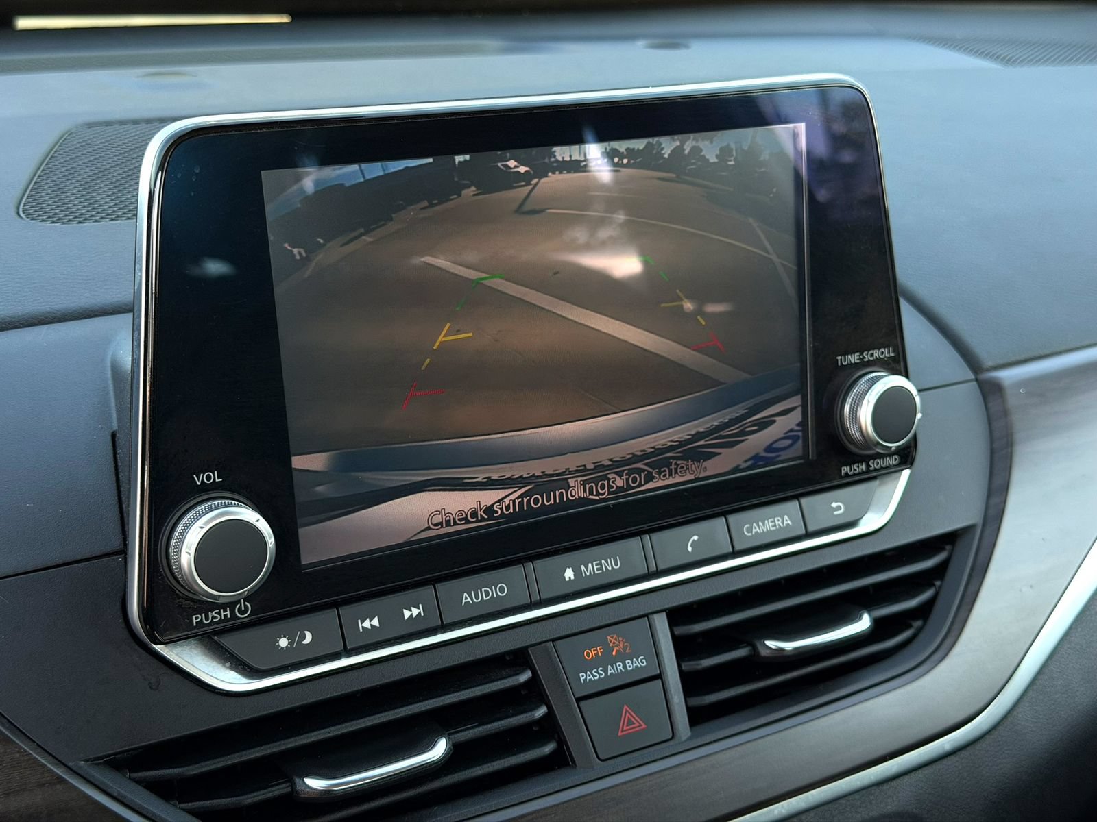 Used 2023 Nissan Altima 2.5 SV FWD image 16