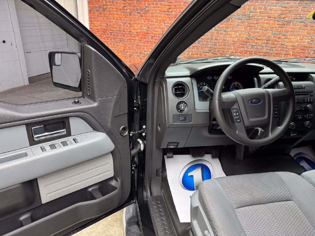 Used 2014 Ford F150 STX w/ Equipment Group 201A Mid AWD/4WD image 9