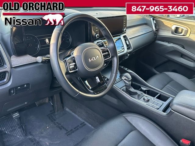 Used 2023 Kia Sorento S image 17