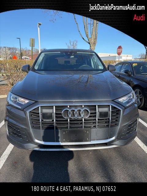 Used 2023 Audi Q7 2.0T Premium Plus w/ Premium Plus Package AWD/4WD image 2