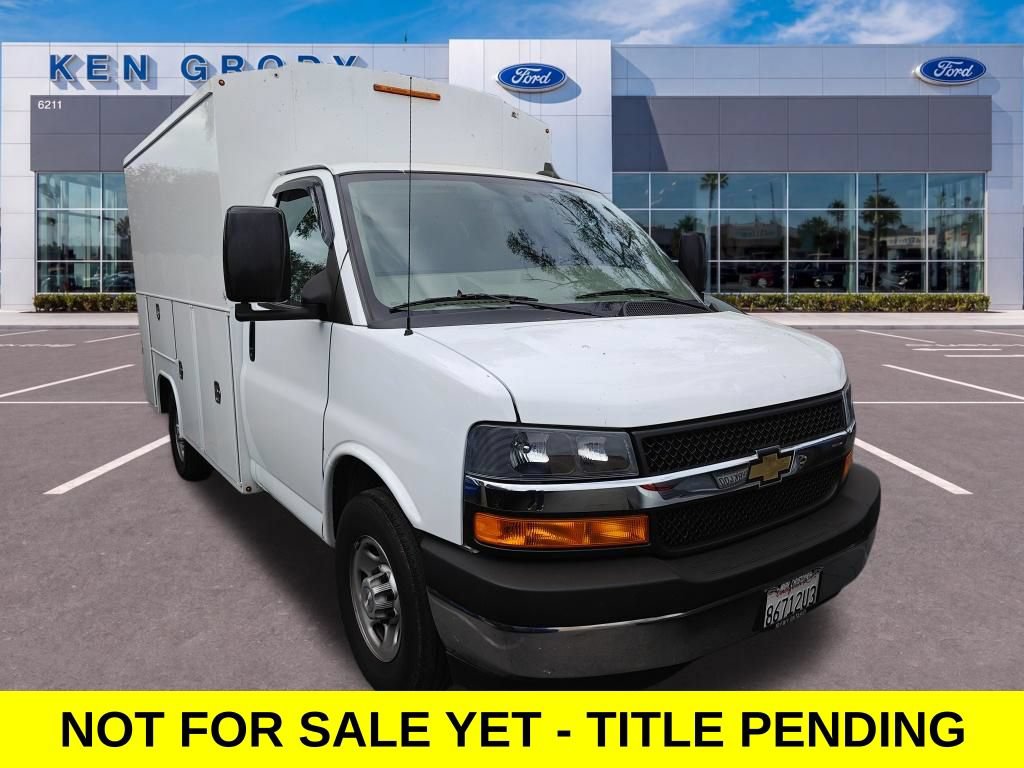 Used 2023 Chevrolet Express 3500 w/ Power Convenience Package RWD image 1