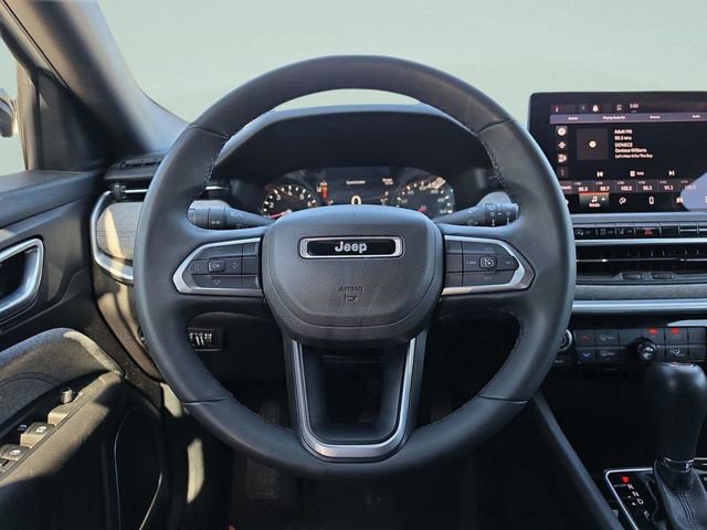 Certified 2024 Jeep Compass Latitude image 34