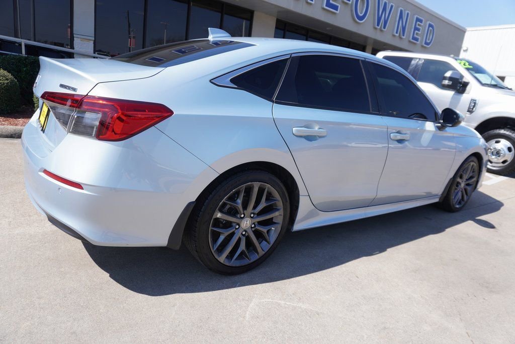 Used 2022 Honda Civic Touring image 5