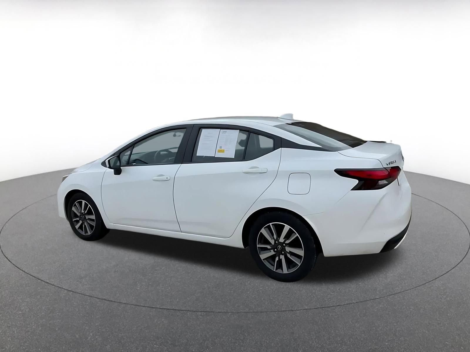 Used 2025 Nissan Versa SV image 10