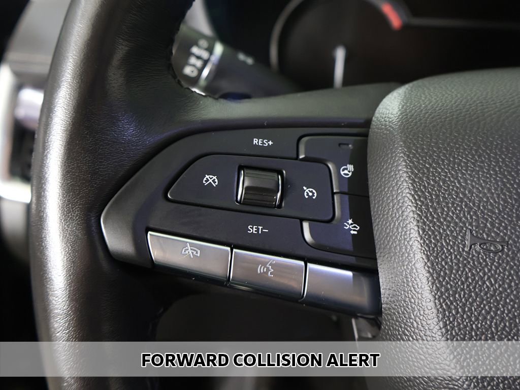 Used 2021 Cadillac XT4 Luxury w/ Cold Weather Package AWD/4WD image 4
